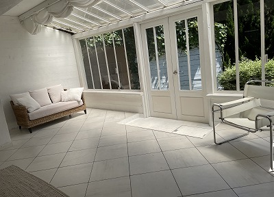 Room1
