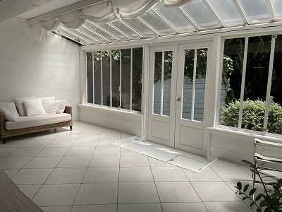 Room1