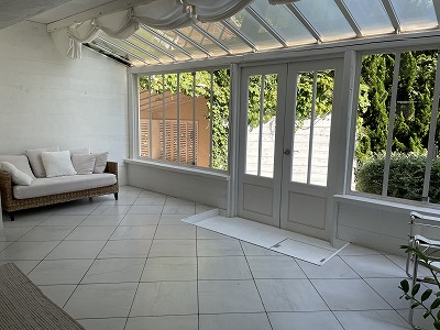 Room1