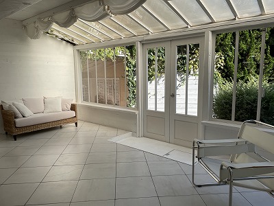 Room1