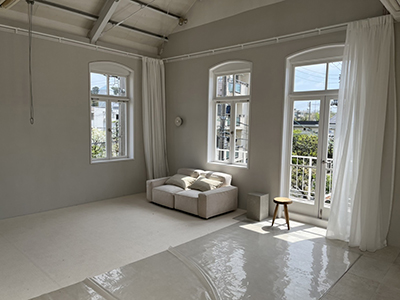 Room1