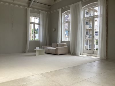 Room1