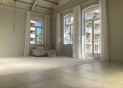 Room1
