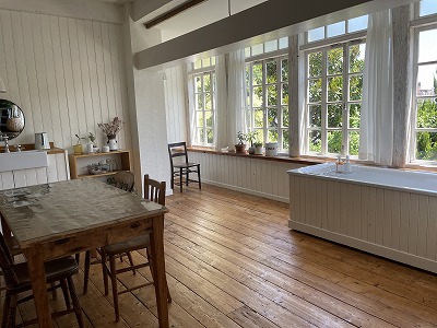 Room2-1