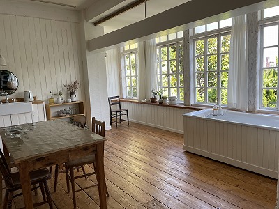 Room2-1