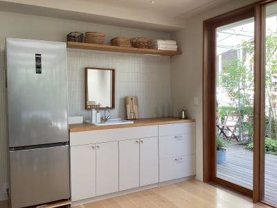 Kitchen & Laundry