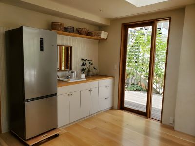 Kitchen & Laundry