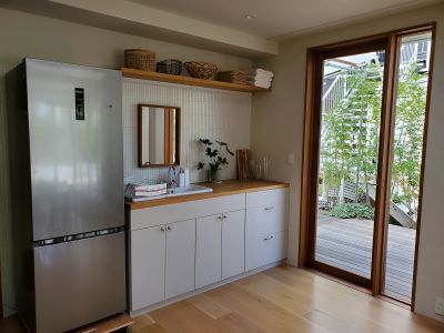 Kitchen & Laundry