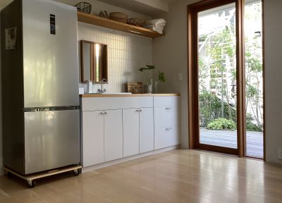 Kitchen & Laundry