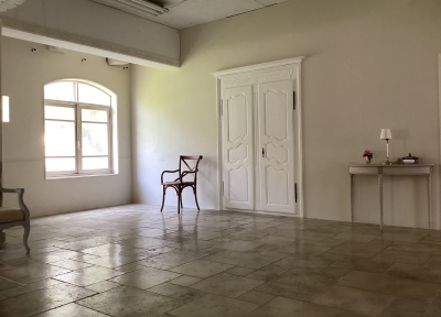 Room1-1