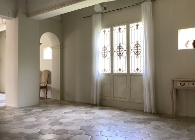 Room2