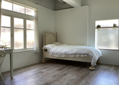 Room4