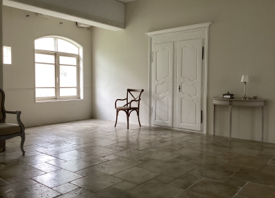 Room1-1
