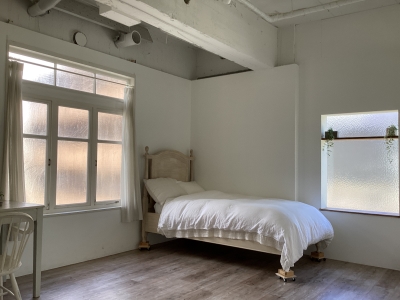 Room4