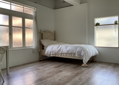 Room4