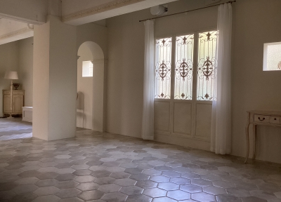 Room2