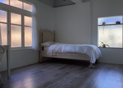 Room4