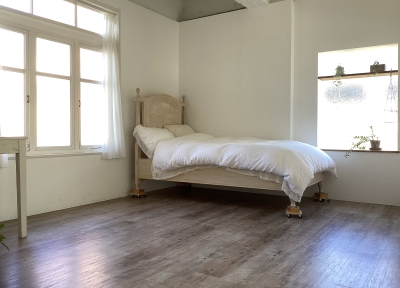 Room4