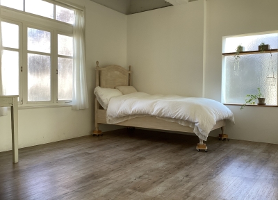 Room4