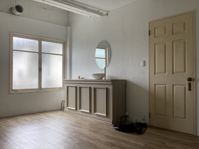 Room4