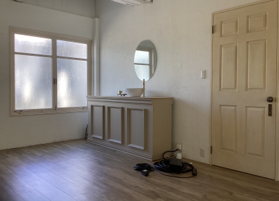 Room4