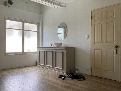 Room4