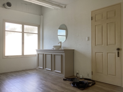 Room4