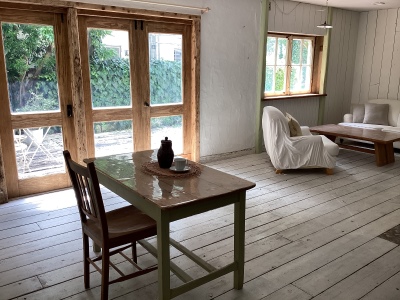 Room1