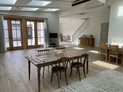 Room2