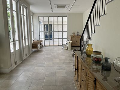 Room2