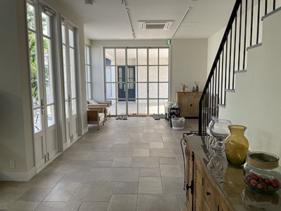 Room2