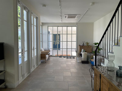 Room2