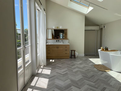 Room4
