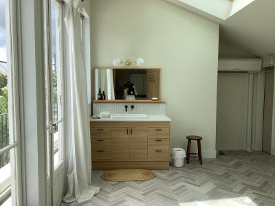 Room4