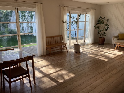 Room1