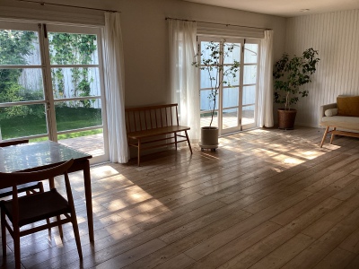 Room1
