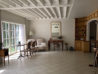 Room1