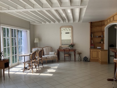 Room1
