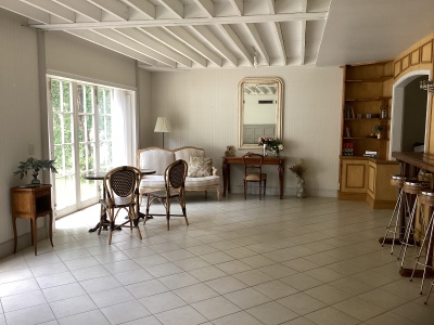 Room1