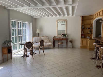 Room1