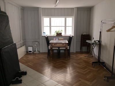 Room2