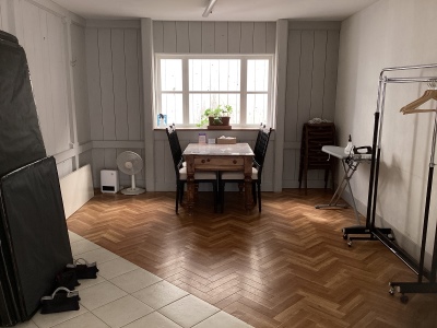 Room2