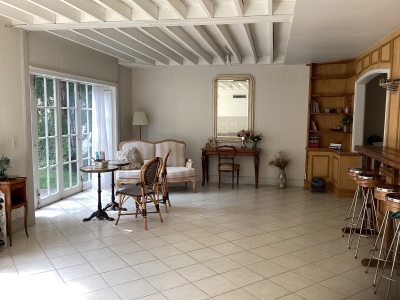 Room1