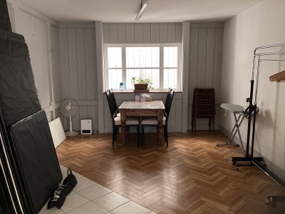 Room2