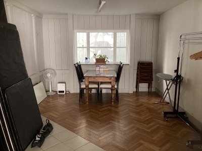Room2