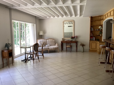 Room1