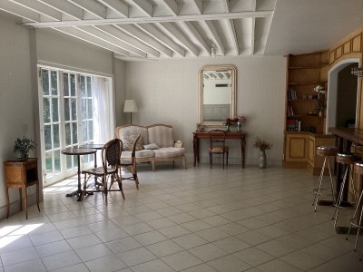 Room1