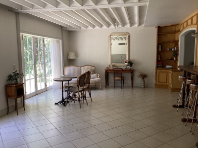 Room1