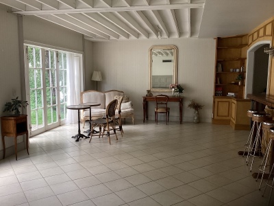 Room1