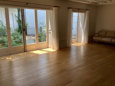 Room1